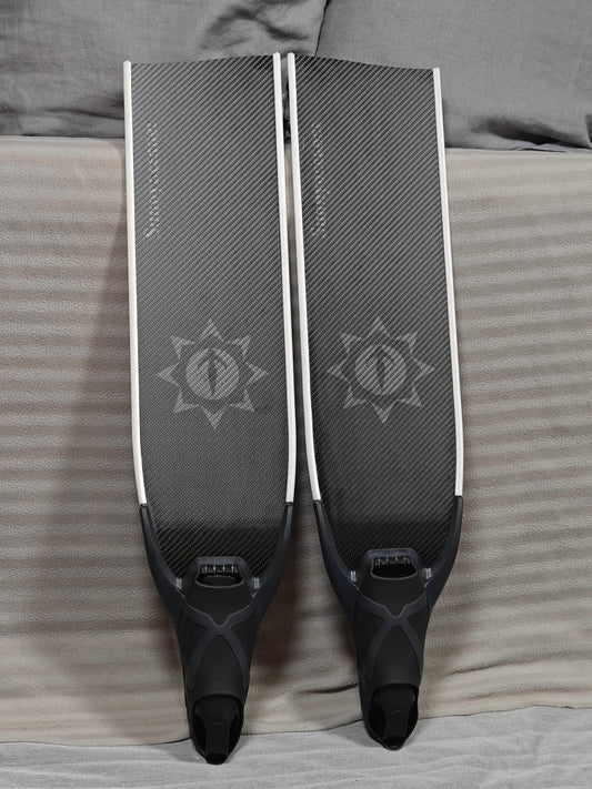 Sunnyoceaner carbonfins 標準長款x-wing板 配 X-wing 腳套