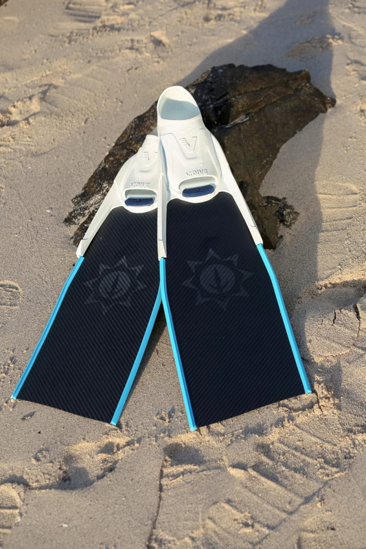 Sunnyoceaner Carbonfins 標準短板 配 潛泳舒適腳套 (中軟版)