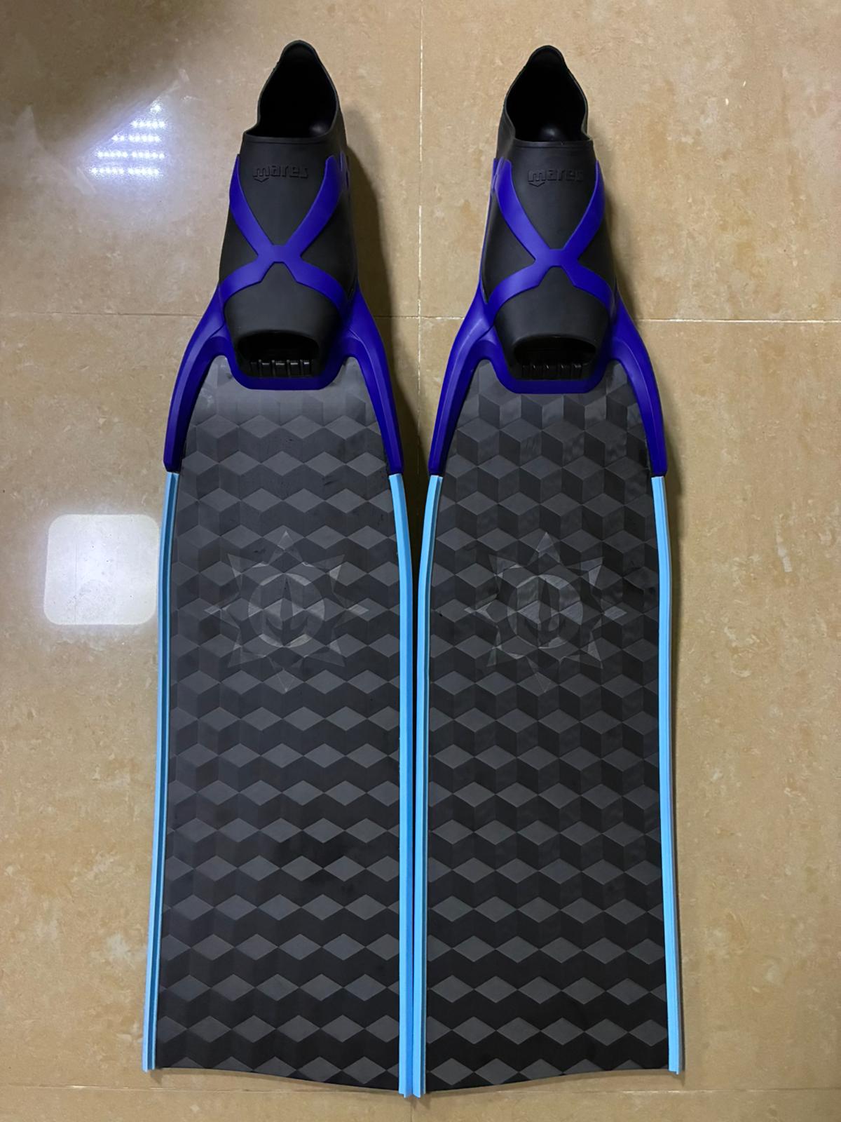 Sunnyoceaner carbonfins 三軸 碳纖 蛙鞋 (中長板)